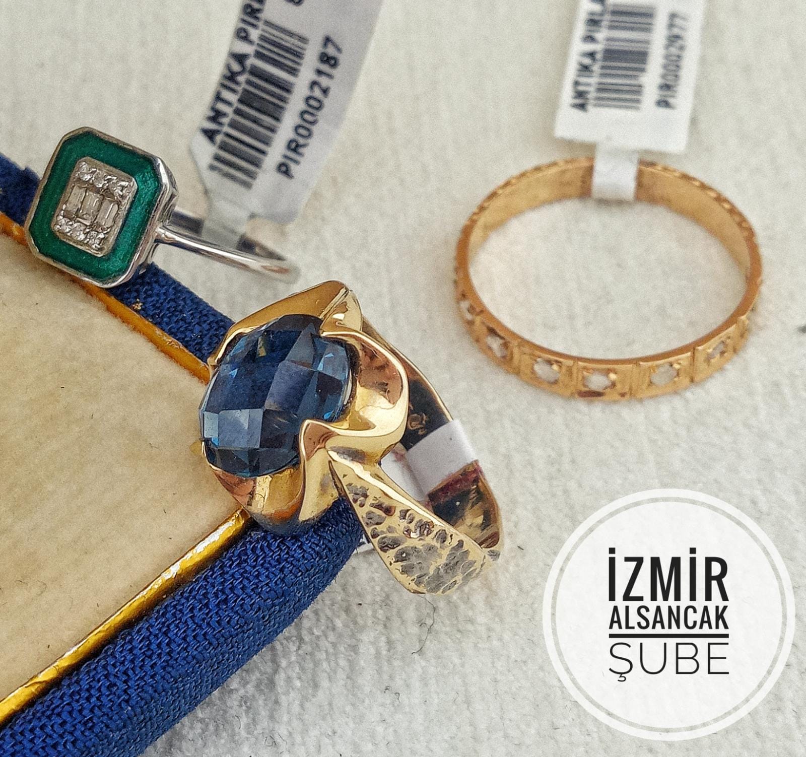 Fransız Yapımı El İşlemeli Topaz Taşlı Yüzük