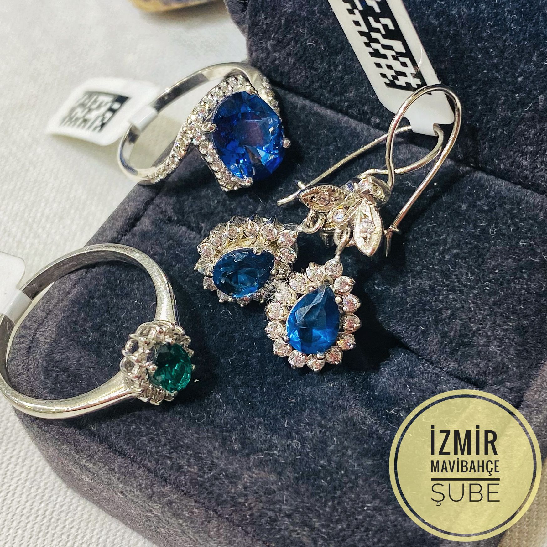 Vintage Tasarım Platin Modeli Pırlanta ve Safir Taşlı Sallantılı Damla Küpe